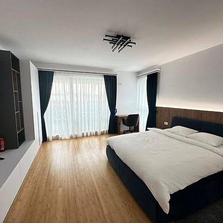 Pitesti Residence מראה חיצוני תמונה